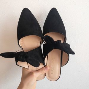 bow mule shoes